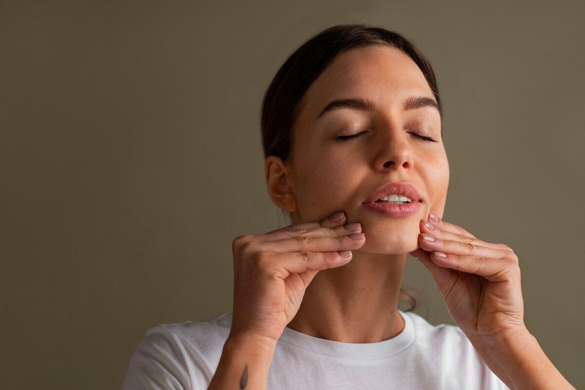 Yüz Yogası Nedir? Yüz Yogası Nasıl Yapılır?